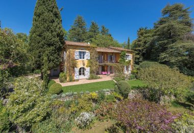 Francja, Châteauneuf-Grasse