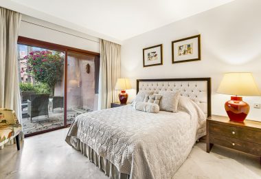 Beautiful two bedroom, południowo-wschodnia część mieszkaniowa, znajdująca się w pobliżu miejscowości Menara Beach, na plaży