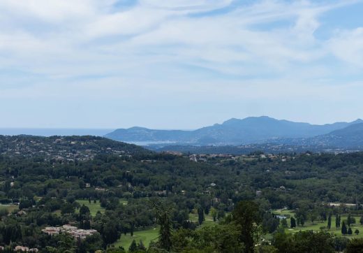 Francja, Châteauneuf-Grasse