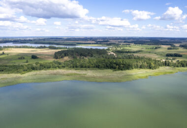 1h Teren z linią brzegową j. TAŁTY na Szlaku WJM