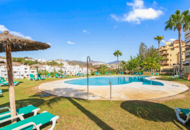 Trzypokojowy apartament w Loma Real, Estepona