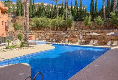 Trzy sypialne apartamenty w Urbanisation Royal Marbella Golf Resort Benahavis