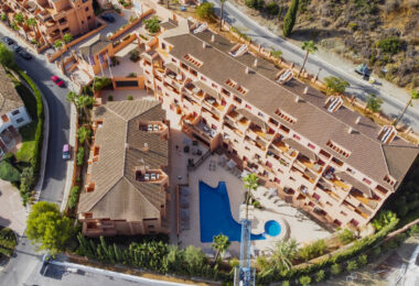 Trzy sypialne apartamenty w Urbanisation Royal Marbella Golf Resort Benahavis