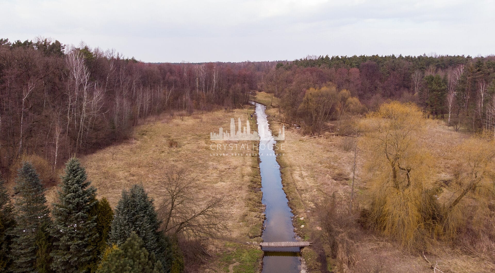 Ustanów, Prażmów