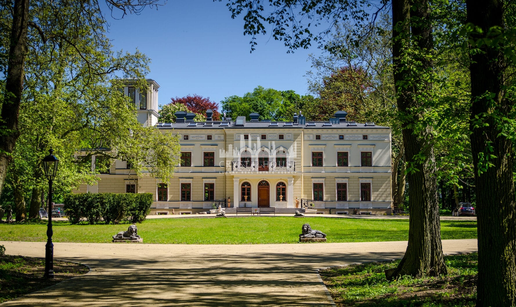 ODRESTAUROWANY PAŁAC NOWY GOTOWY DZIAŁAJĄCY HOTEL