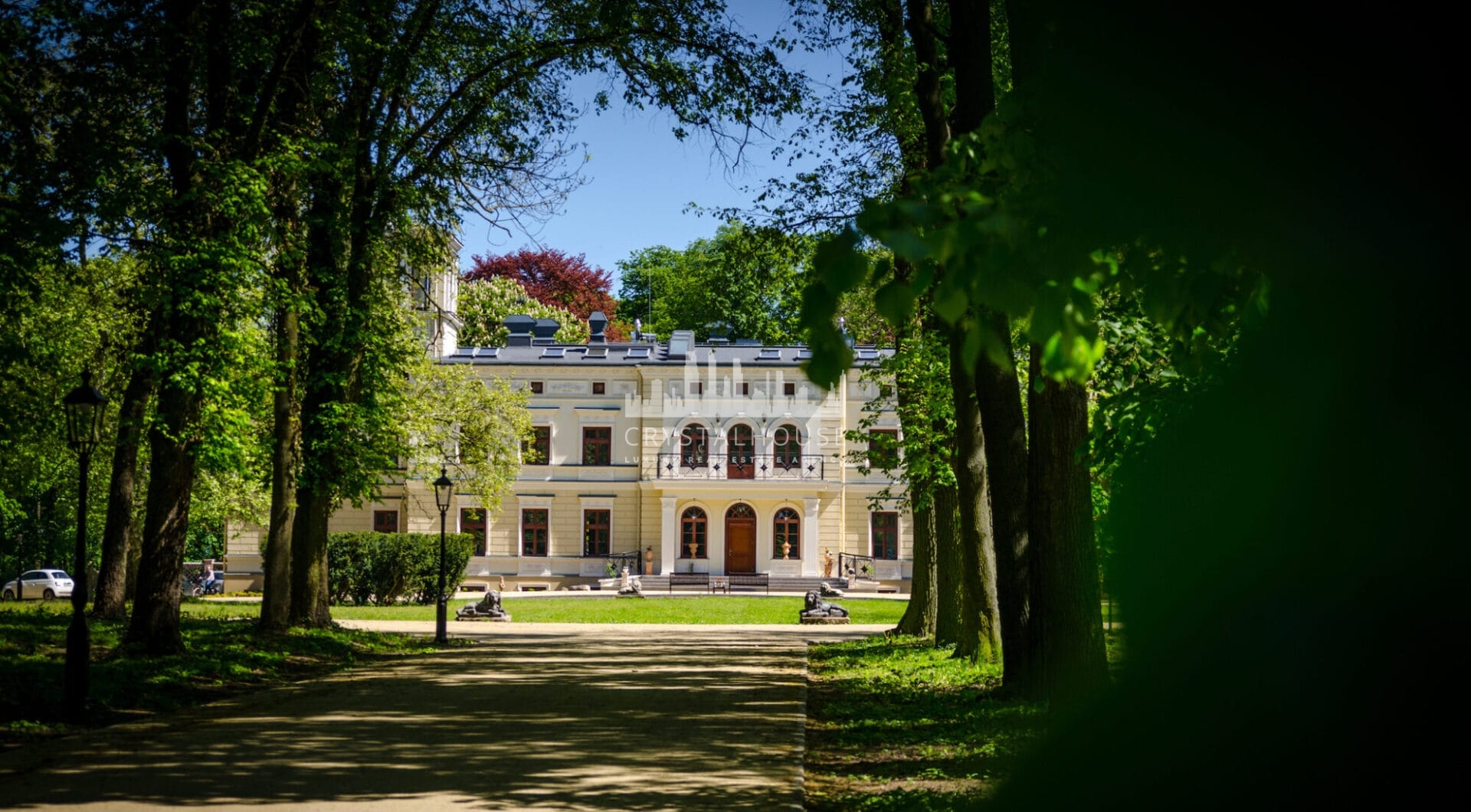 ODRESTAUROWANY PAŁAC NOWY GOTOWY DZIAŁAJĄCY HOTEL