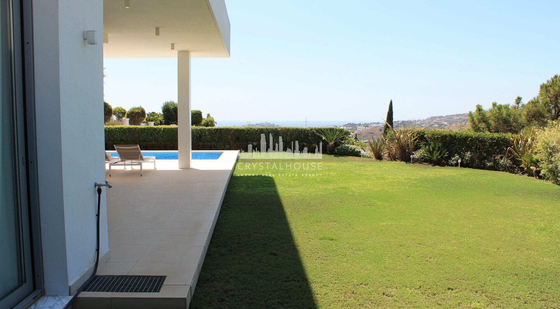 Villa w Puerto De Capitan, Benahavis