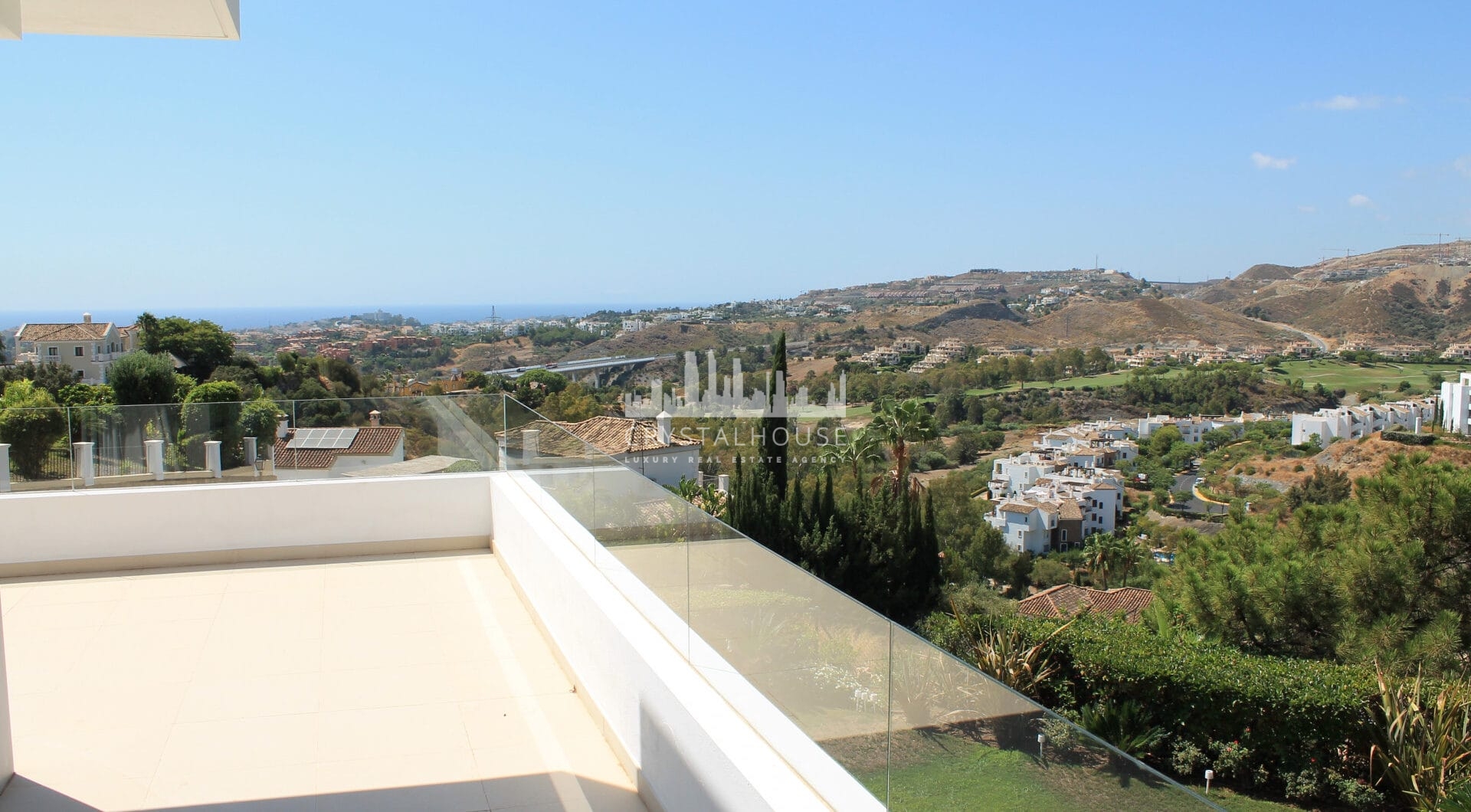 Villa w Puerto De Capitan, Benahavis