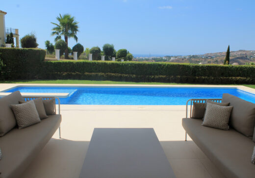 Villa w Puerto De Capitan, Benahavis