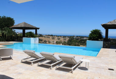 Luxurious Villa z Wielkim Plotem w Los Flamingos, Benahavis