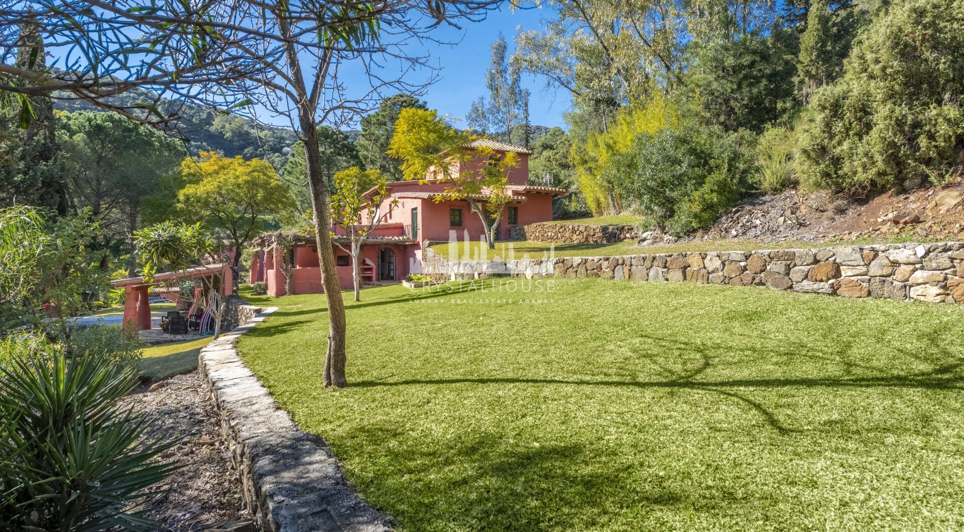 Hiszpania, Benahavis, Benahavis Centro