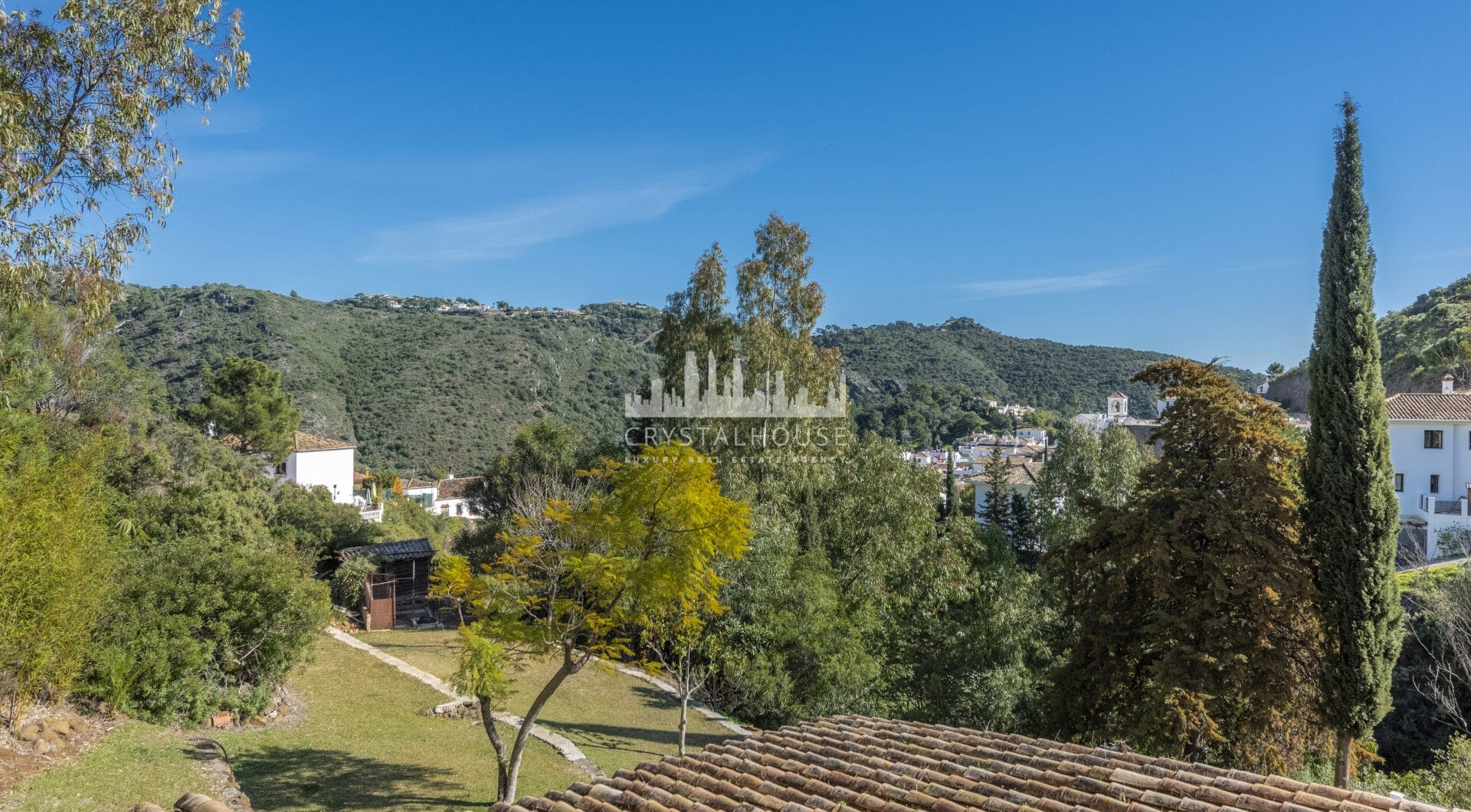 Hiszpania, Benahavis, Benahavis Centro