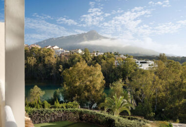 Casa Moah Palacetes Los Belvederes €995.000
