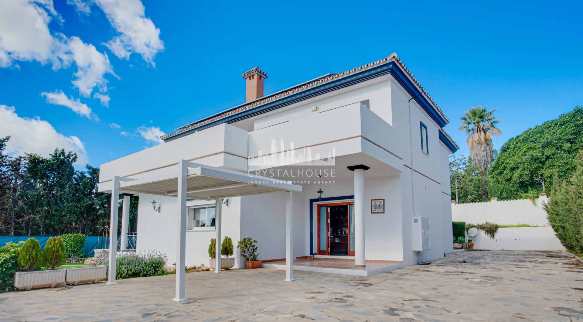 Przestronne pięć sypialnia Villa w Xarblanca, Marbella z widokiem na morze