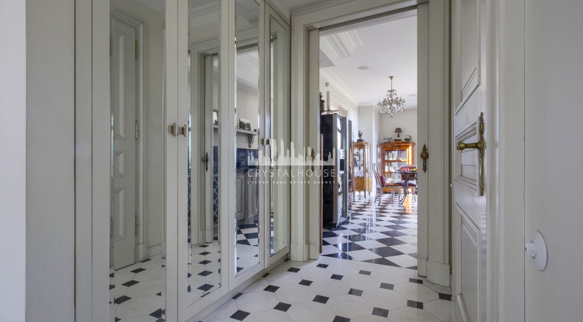 Rezydencja Opera wyjątkowy apartament z tarasem