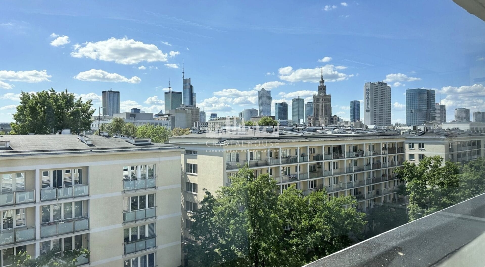 Przestronne Biuro na Wynajem – Krucza, Warszawa