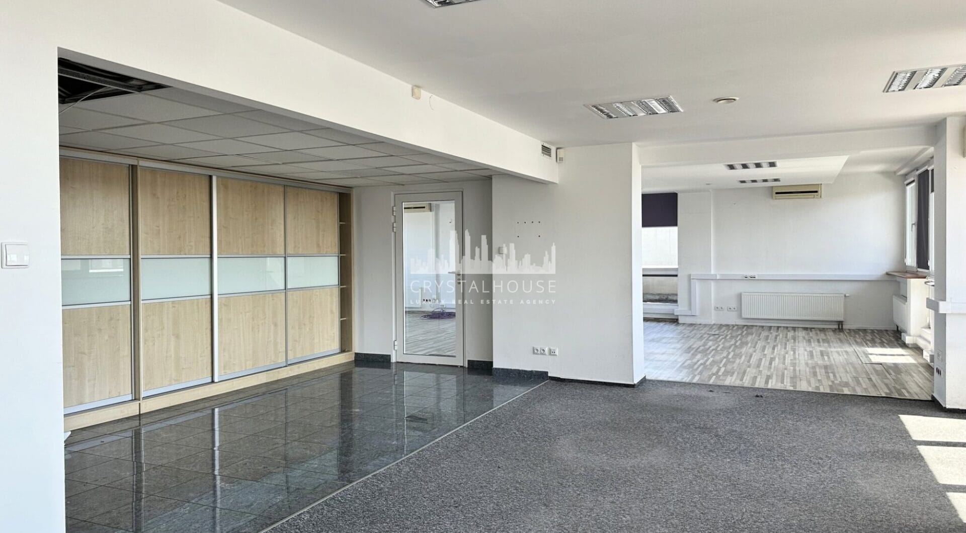 Przestronne Biuro na Wynajem – Krucza, Warszawa