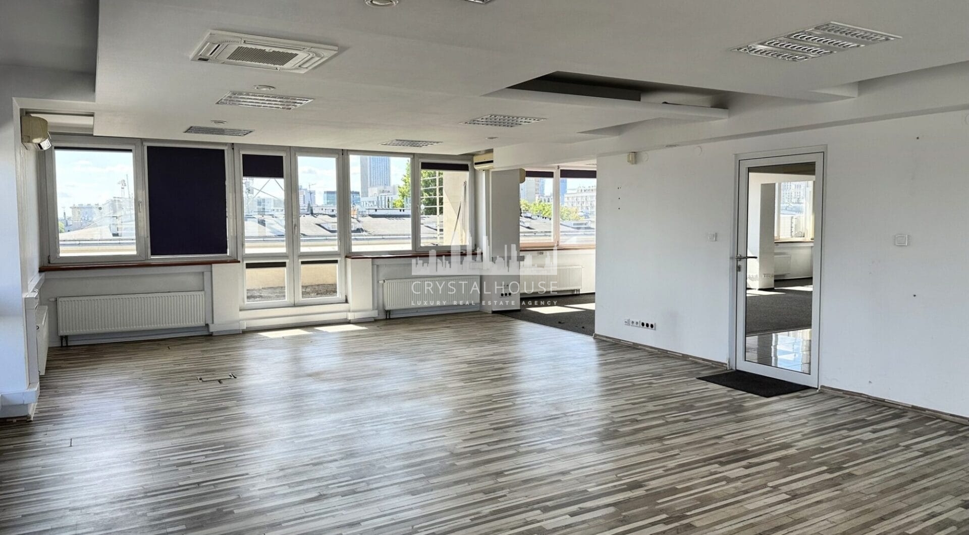 Przestronne Biuro na Wynajem – Krucza, Warszawa