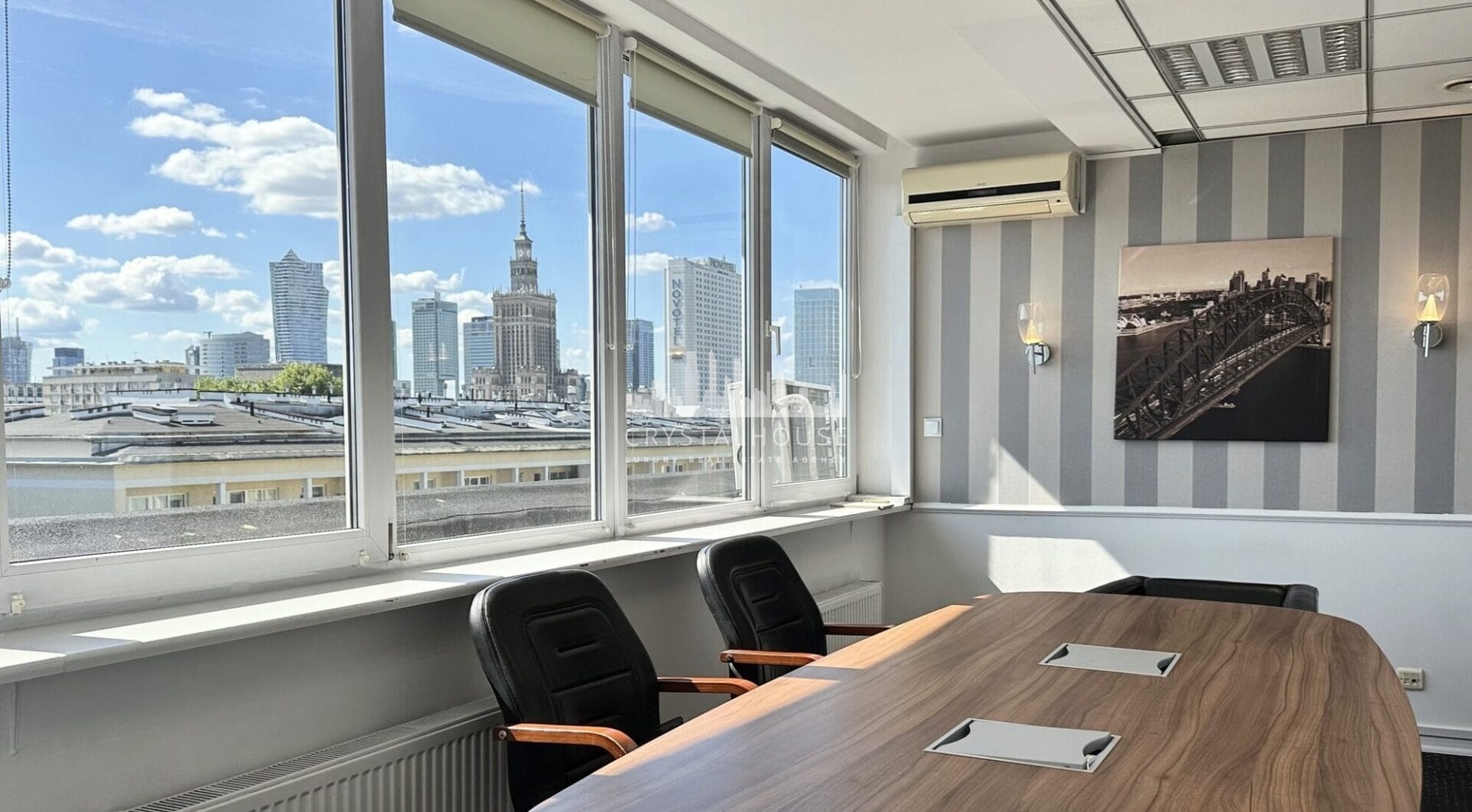 Przestronne Biuro na Wynajem – Krucza, Warszawa