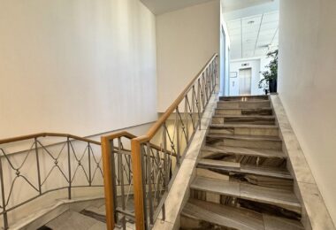 Przestronne Biuro na Wynajem – Krucza, Warszawa