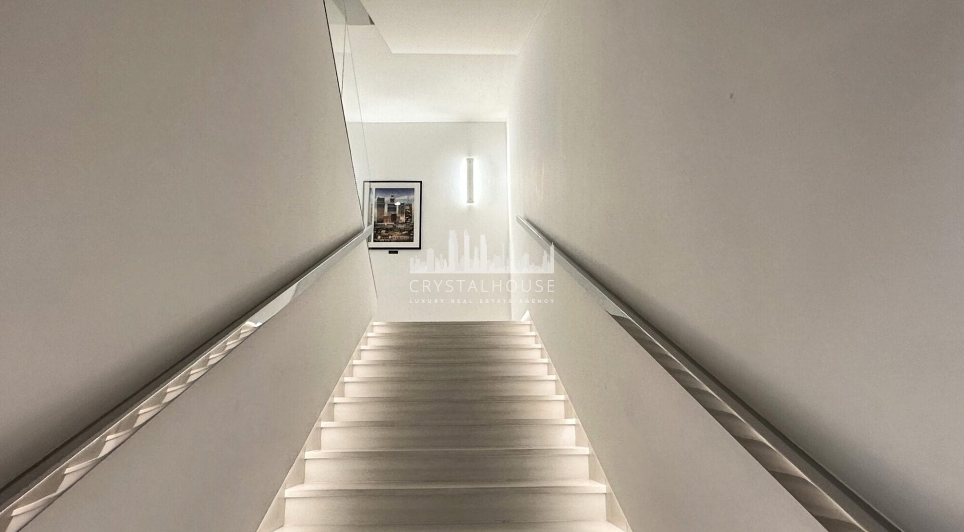 Przestronne Biuro na Wynajem – Krucza, Warszawa