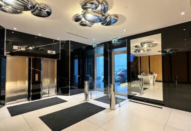 Przestronne Biuro na Wynajem – Krucza, Warszawa