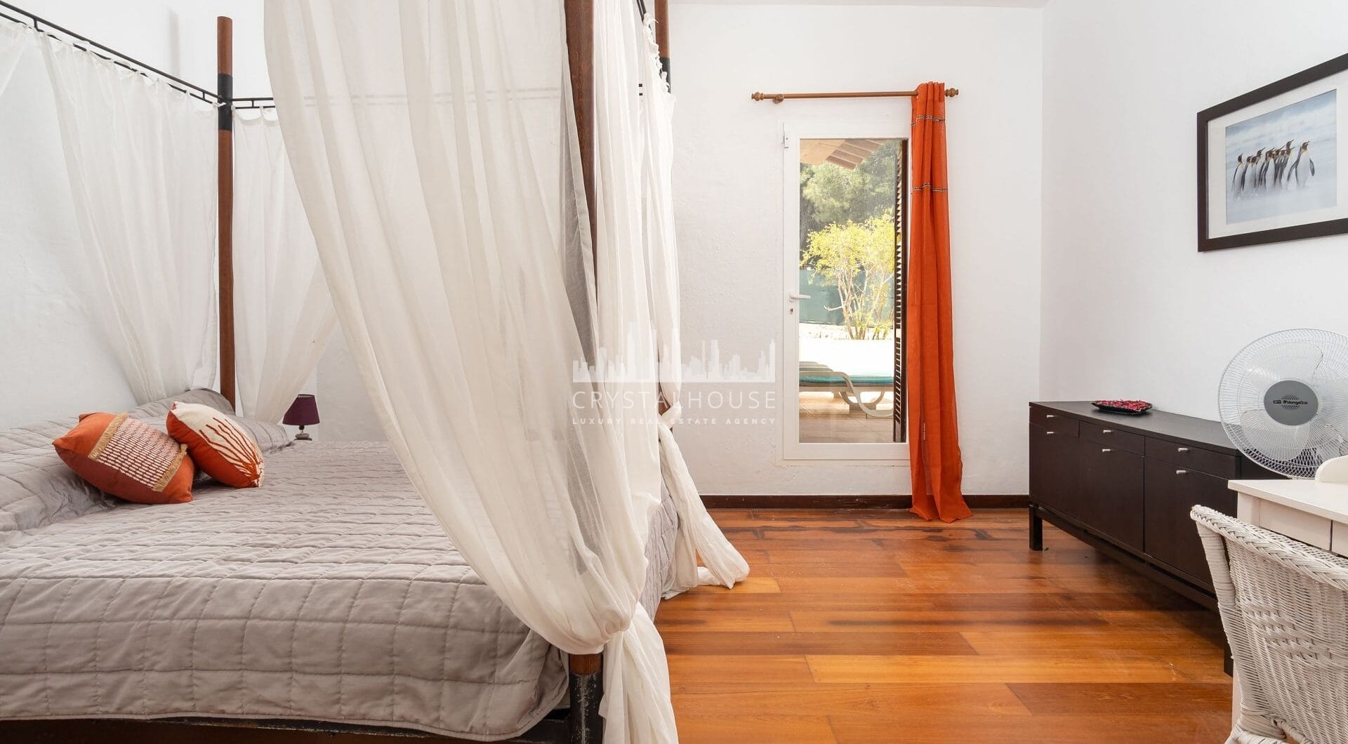 Hiszpania, Colònia de Sant Jordi