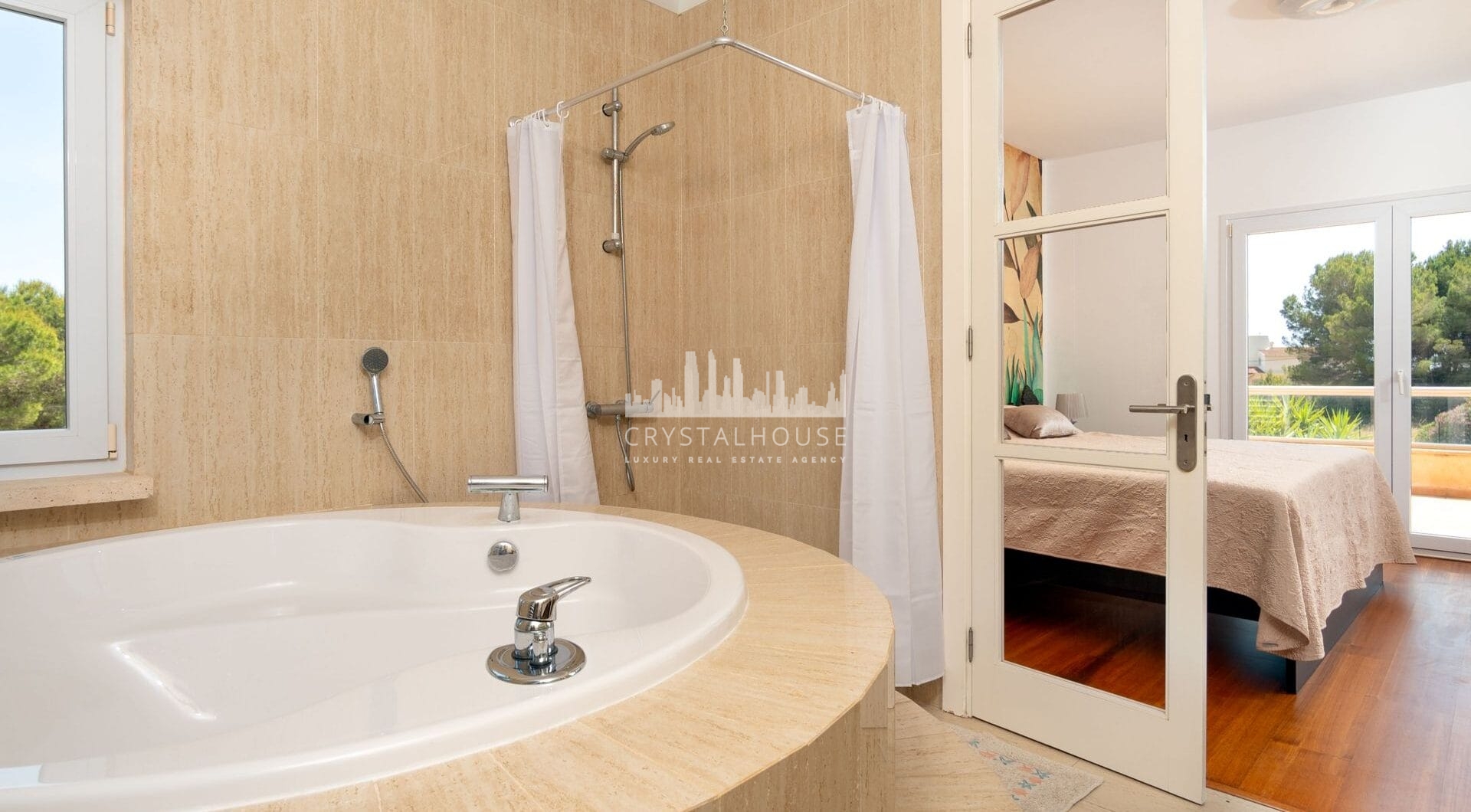 Hiszpania, Colònia de Sant Jordi