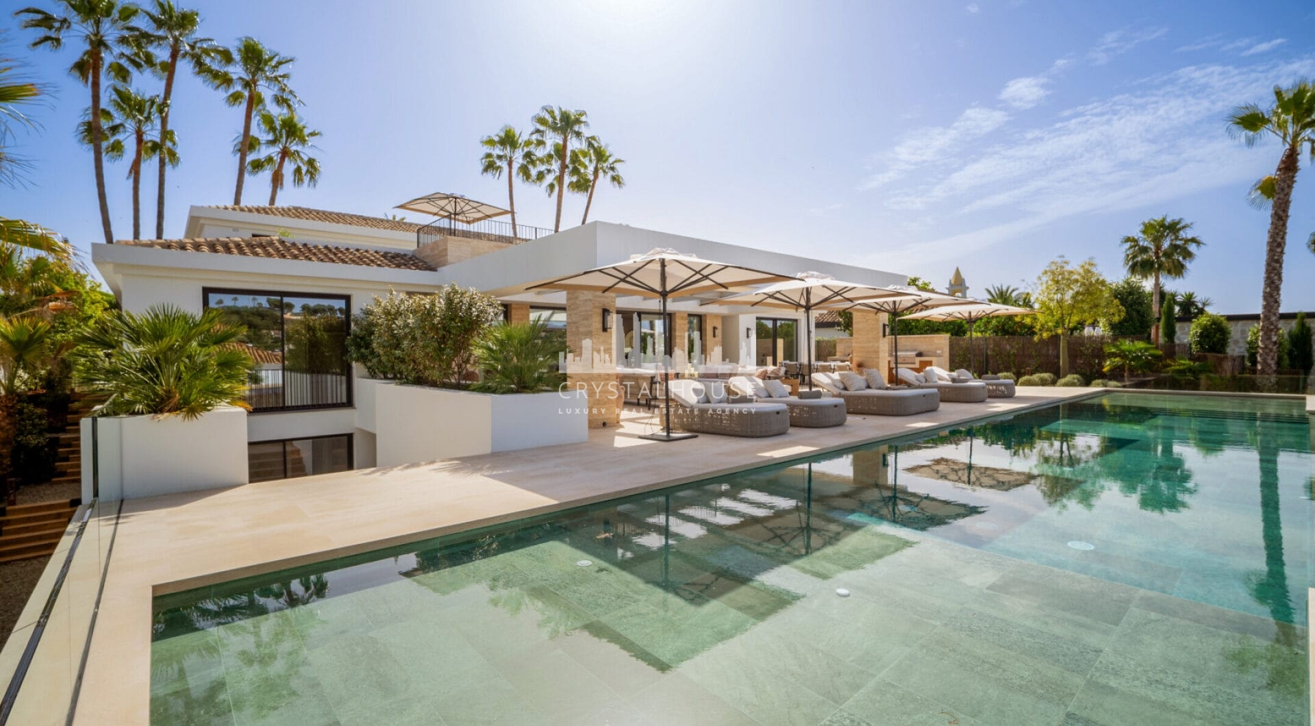 Villa Azteca to czarująca willa położona w bardzo pożądanym obszarze Aloha.