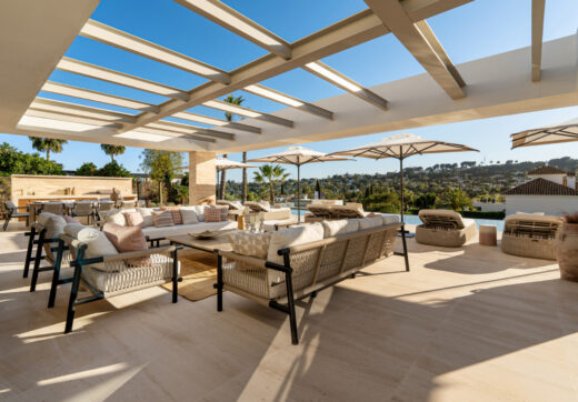 Villa Azteca to czarująca willa położona w bardzo pożądanym obszarze Aloha.