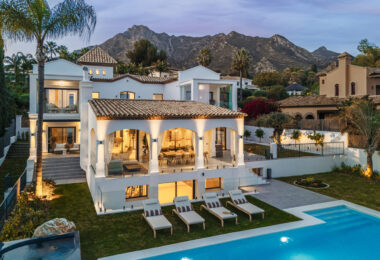 Villa Zafira to uroczy śródziemnomorski ośrodek, który płynnie łączy tradycyjny urok z wyrafinowanymi współczesnymi akcentami.