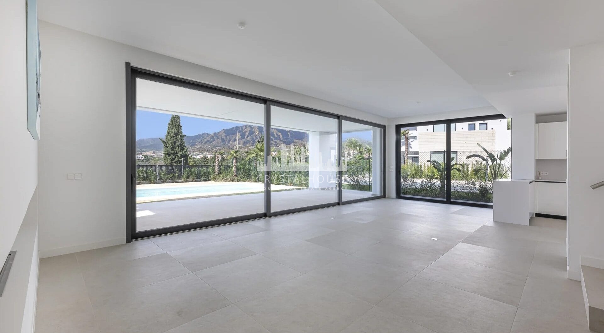 Odkryj Octavia, luksusową inwestycję mieszkaniową położoną przy plaży w Maladze, naprzeciwko promenady Antonio Banderas.