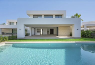 Odkryj Octavia, luksusową inwestycję mieszkaniową położoną przy plaży w Maladze, naprzeciwko promenady Antonio Banderas.