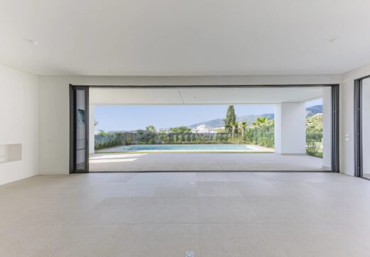 Odkryj Octavia, luksusową inwestycję mieszkaniową położoną przy plaży w Maladze, naprzeciwko promenady Antonio Banderas.