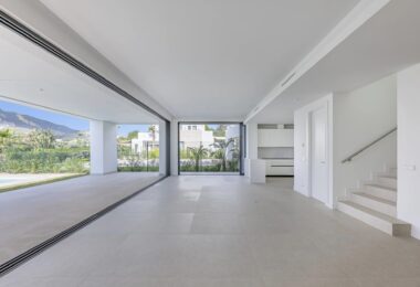 Odkryj Octavia, luksusową inwestycję mieszkaniową położoną przy plaży w Maladze, naprzeciwko promenady Antonio Banderas.