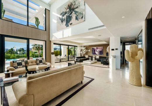 Witamy w Los Olivos 5, nowoczesnym arcydziele położonym w samym sercu prestiżowej doliny golfowej Nueva Andalucía.