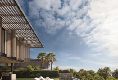 Odkryj Villa P, architektoniczne arcydzieło w Nueva Andalucia, gdzie każdy szczegół został zaprojektowany tak, aby oferować niezrównany styl życia.