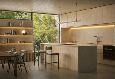 Odkryj Villa P, architektoniczne arcydzieło w Nueva Andalucia, gdzie każdy szczegół został zaprojektowany tak, aby oferować niezrównany styl życia.