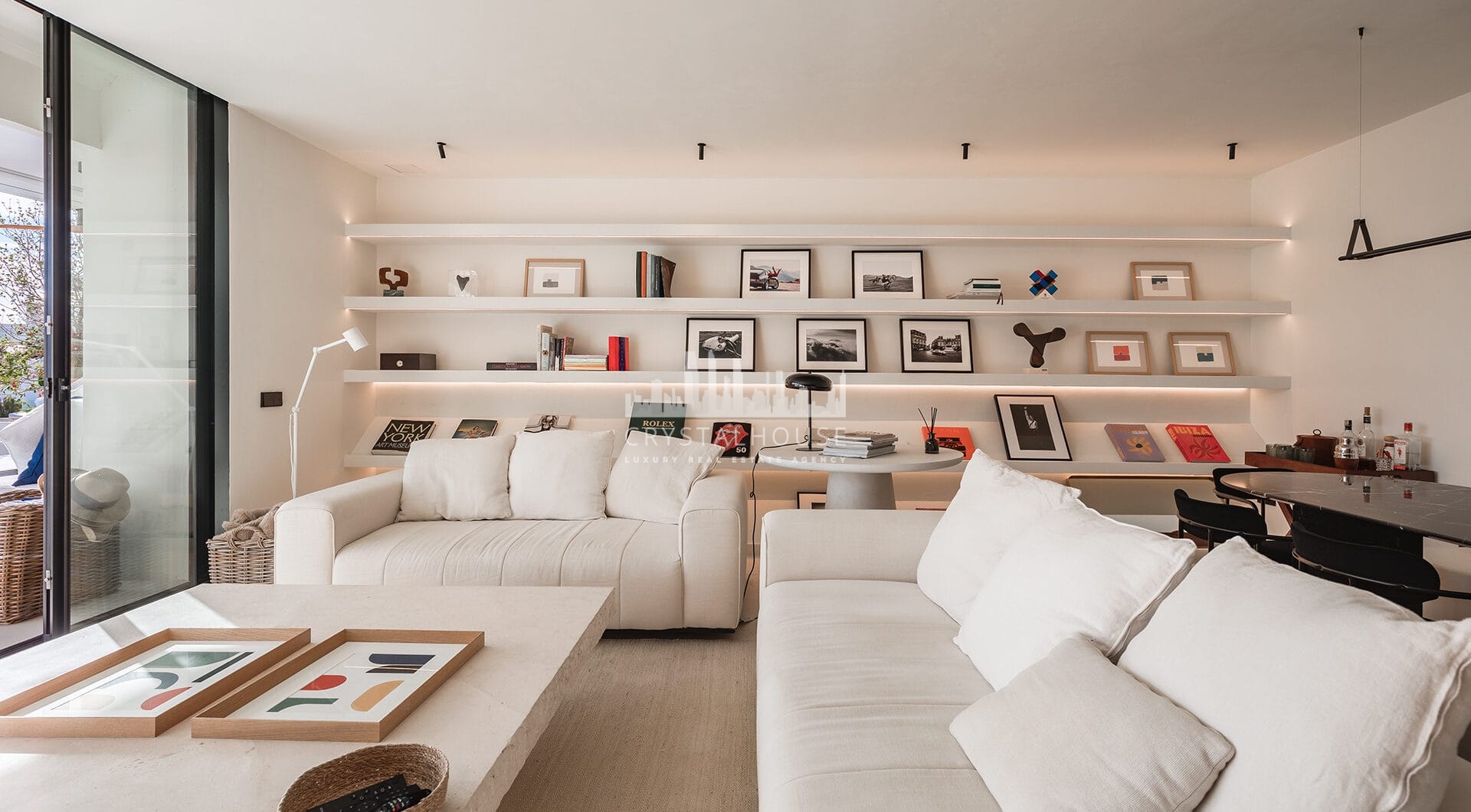 Wyremontowany apartament w Las Lomas z podgrzewanym basenem i widokiem na góry