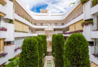 Wyremontowany apartament w Las Lomas z podgrzewanym basenem i widokiem na góry