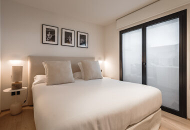 Wyremontowany apartament w Las Lomas z podgrzewanym basenem i widokiem na góry
