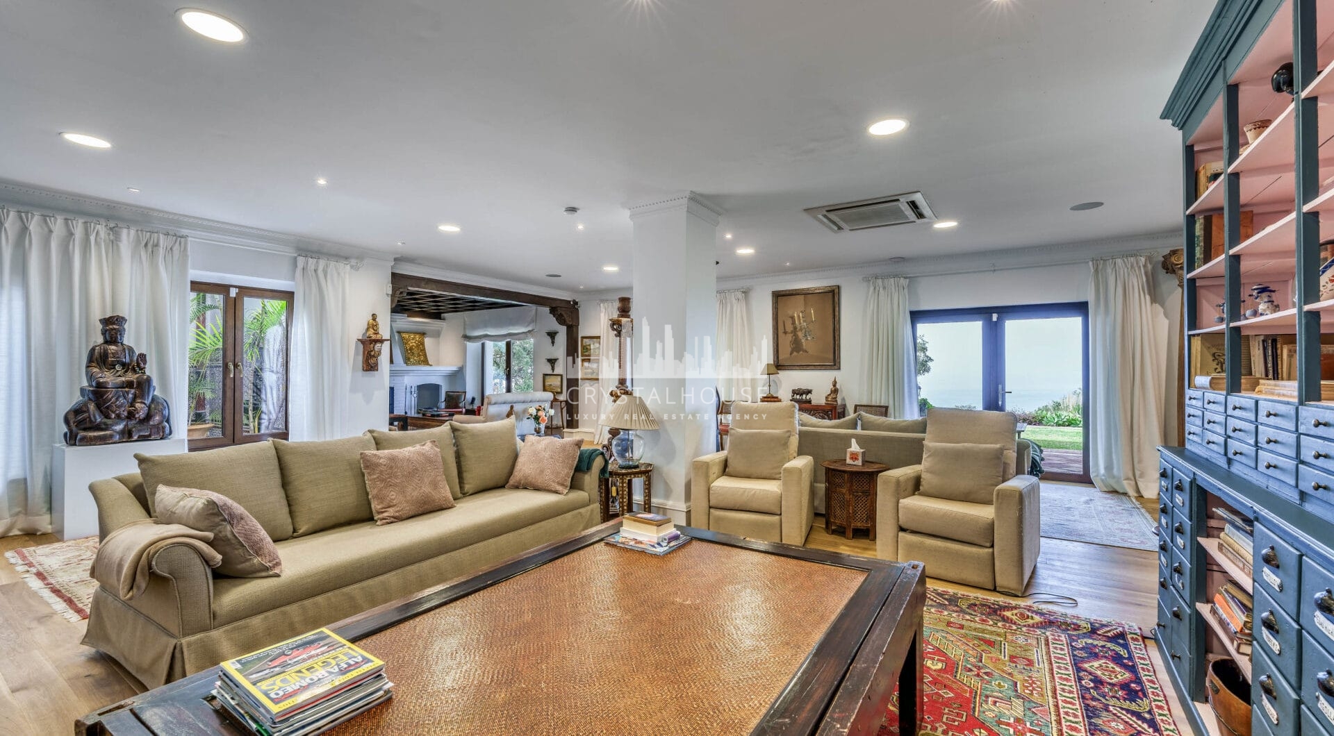 Zachwycająca willa z 7 sypialniami, panoramicznym widokiem na morze, prywatnym basenem i rozległą, 5-hektarową posiadłością w La Mairena