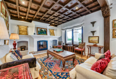 Zachwycająca willa z 7 sypialniami, panoramicznym widokiem na morze, prywatnym basenem i rozległą, 5-hektarową posiadłością w La Mairena