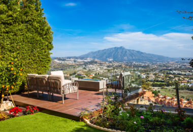 Nowoczesna willa bliźniacza w La Alqueria, Mijas, w prywatnym, zamkniętym osiedlu zaledwie 8 domów