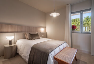 Nowoczesna willa bliźniacza w La Alqueria, Mijas, w prywatnym, zamkniętym osiedlu zaledwie 8 domów