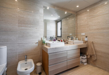 Nowoczesna willa bliźniacza w La Alqueria, Mijas, w prywatnym, zamkniętym osiedlu zaledwie 8 domów