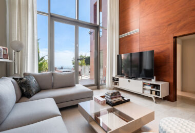 Nowoczesna willa bliźniacza w La Alqueria, Mijas, w prywatnym, zamkniętym osiedlu zaledwie 8 domów