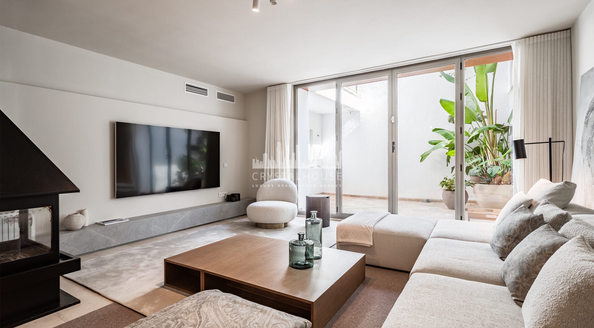 Nowoczesna willa bliźniacza w La Alqueria, Mijas, w prywatnym, zamkniętym osiedlu zaledwie 8 domów