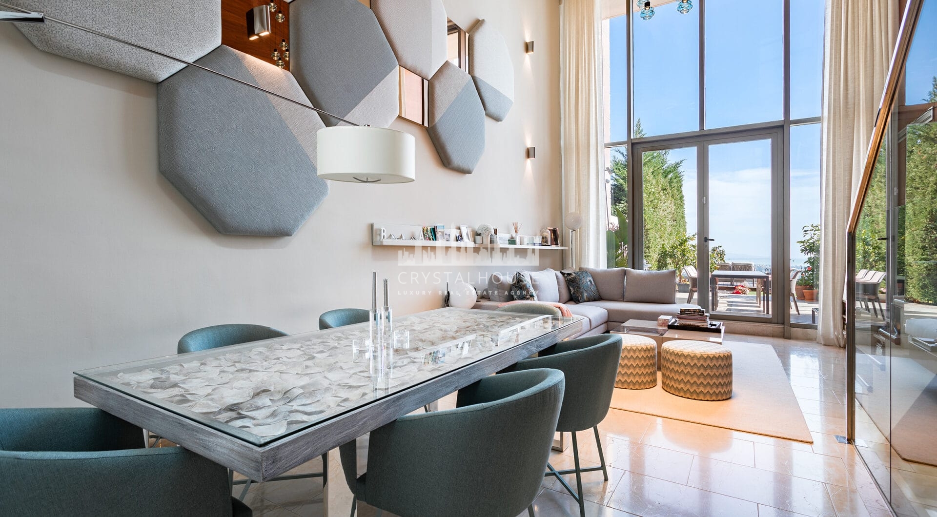 Nowoczesna willa bliźniacza w La Alqueria, Mijas, w prywatnym, zamkniętym osiedlu zaledwie 8 domów