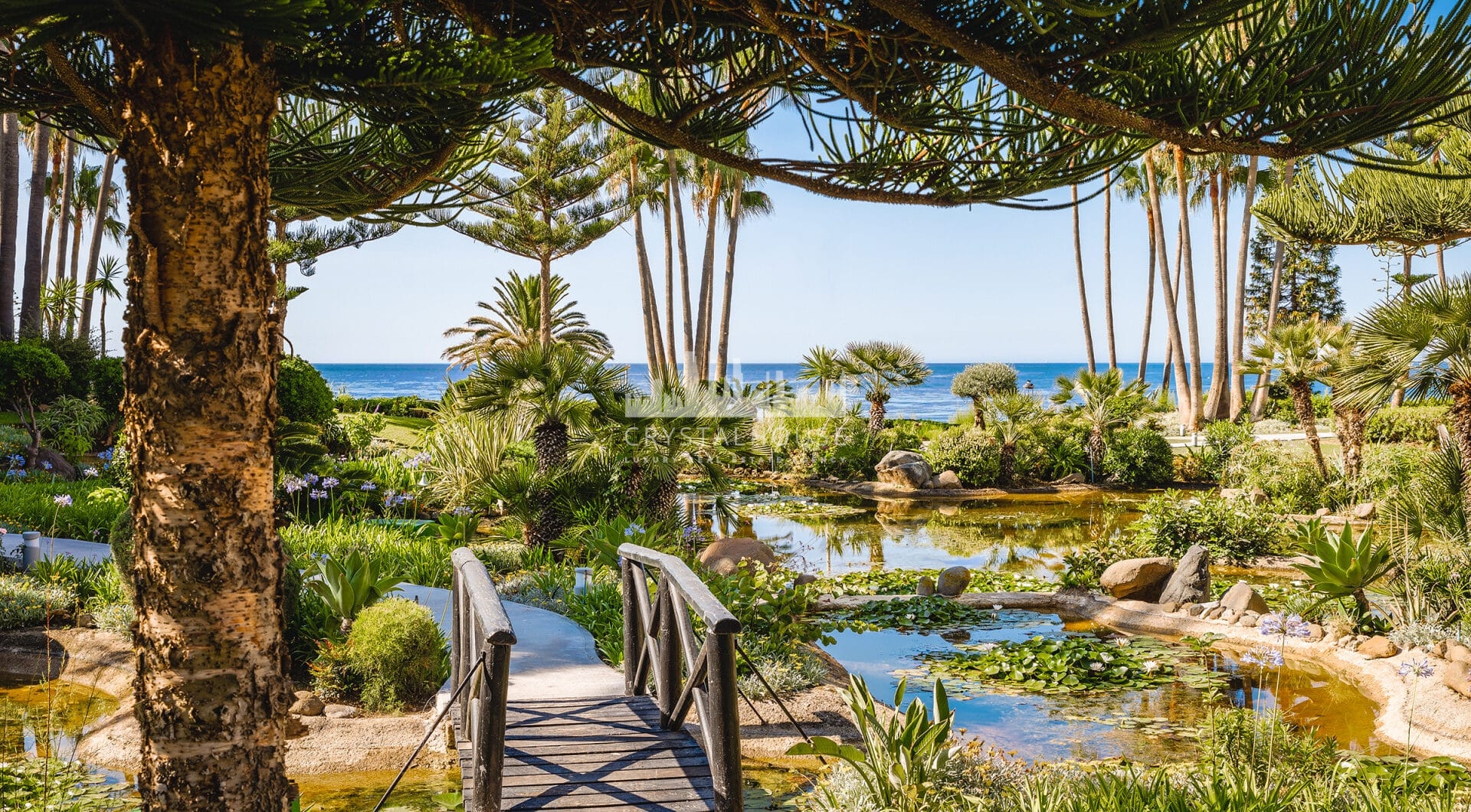 W pełni wyremontowany apartament luksusowy z ekspozycją południowo-zachodnią w Japanese Gardens, Marina Puente Romano